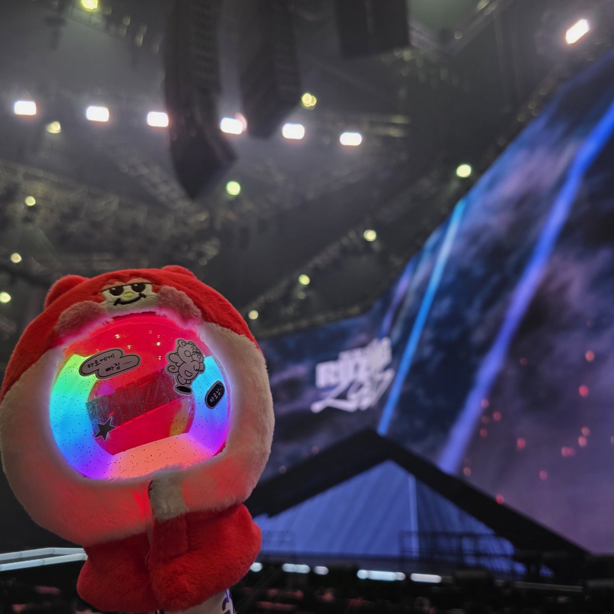 true_u_v's tweet image. 이틀동안 재밌었다 쿠알라에서 봐 ´͈  ᵕ `͈ ♡°˚