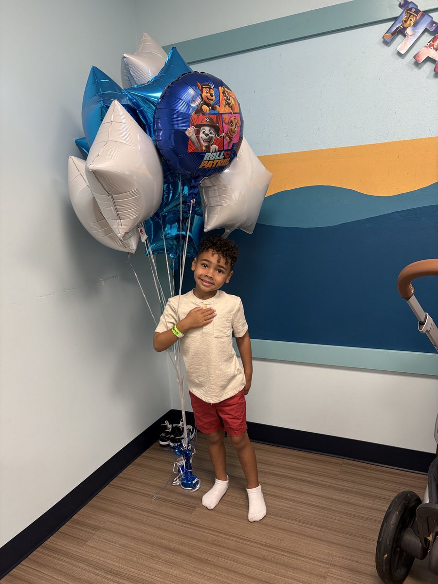 These are the moments I love! My little dude celebrated his 5th birthday this weekend (he turned five earlier this month). There is no better feeling than watching your kids grow up with a smile! 🫶🏾