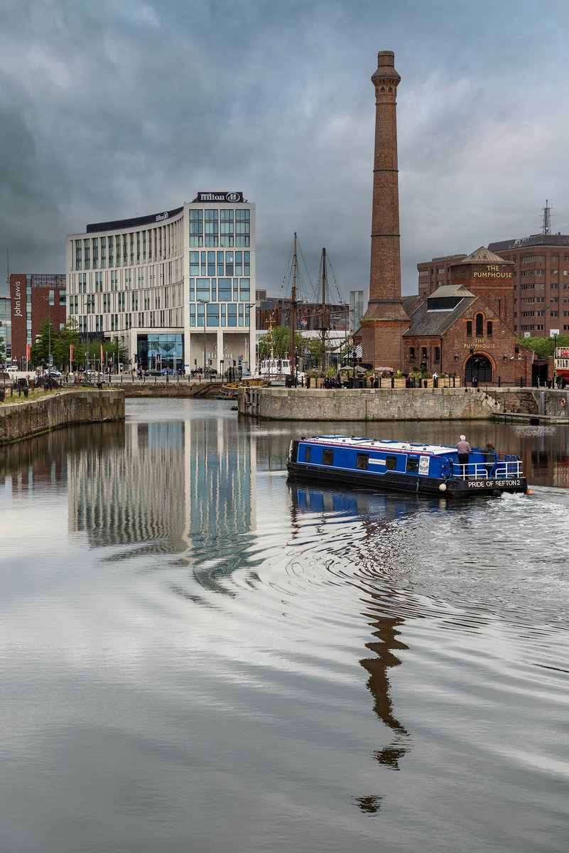 LiverpoolVista's tweet image. Pride of Sefton 2 creating ripples on the waters of Canning Half Tide Dock, #Liverpool.