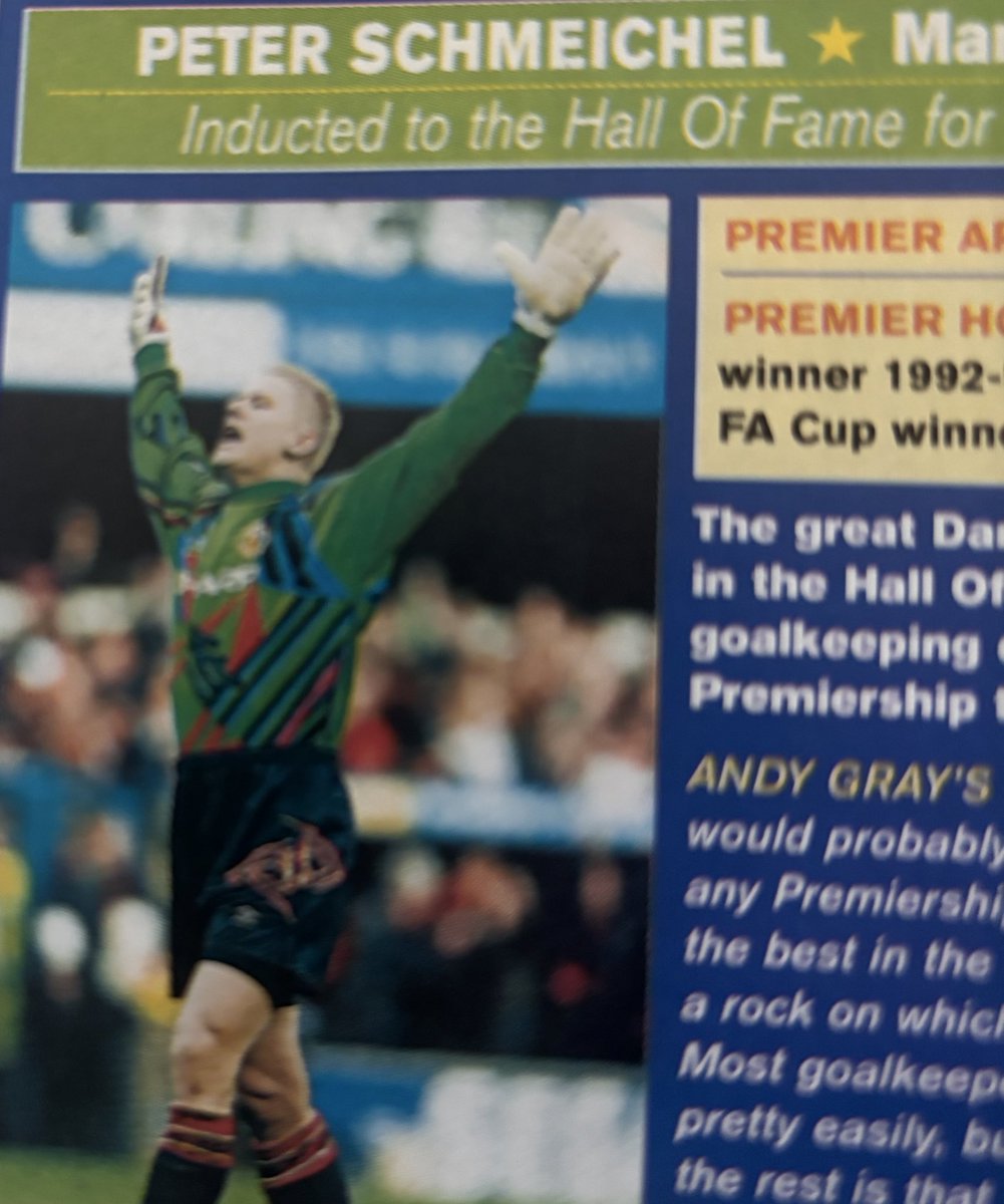 Man Utd Collectors (@mufcmemorabilia) on Twitter photo 