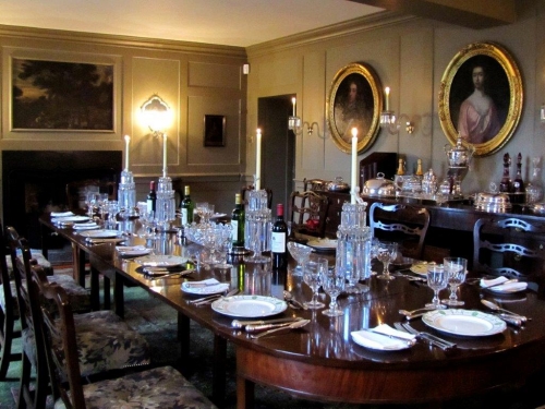 ✨ Escape to Georgian Splendor at Collon House! ✨

Step back into the elegance of 18th-century Ireland at Collon House &amp; Gardens – a beautifully restored country house nestled in Collon village.

📆 Open by appointment year-round
▶️ Find out more here: discoverboynevalley.ie/boyne-valley-d…