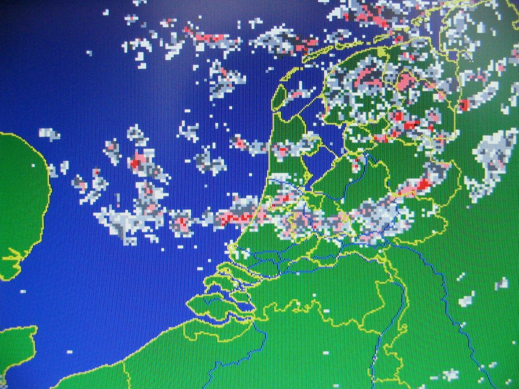 Harro Ranter ✈ (@harro) on Twitter photo Zo zag <a href="/BuienRadarNL/">Buienradar</a> er exact 20 jaar geleden uit (20 juli 2005). Regen en onweer over Nederland. Met iets korreligere pixels. Zo zag <a href="/BuienRadarNL/">Buienradar</a> er exact 20 jaar geleden uit (20 juli 2005). Regen en onweer over Nederland. Met iets korreligere pixels.