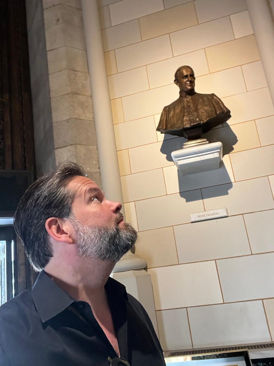 lukasmandl's tweet image. They even already have a bust of Pope Francis in Saint Patrick‘s in NYC. Amazing! #NYC #NewYork #NewYorkCity #SaintPatrick #PopeFrancis #Francis