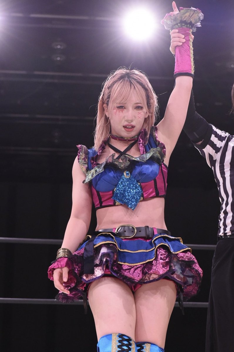 maissa5171's tweet image. 岡山は脚が短くておこ😠❗️
親に可愛いサイズで産んでくれてありがとうって伝えなきゃ😾‼️エッホエッホ
#pw_mg
#D_Revo