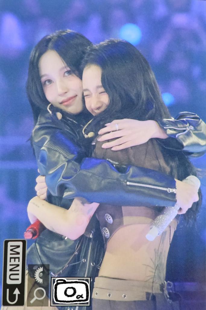 fishcmr's tweet image. 250720 THIS IS FOR 인천 콘서트 DAY2

🫣🫣

#TWICE #MINA #CHAEYOUNG 
#트와이스 #미나 #채영 #ミナ #チェヨン