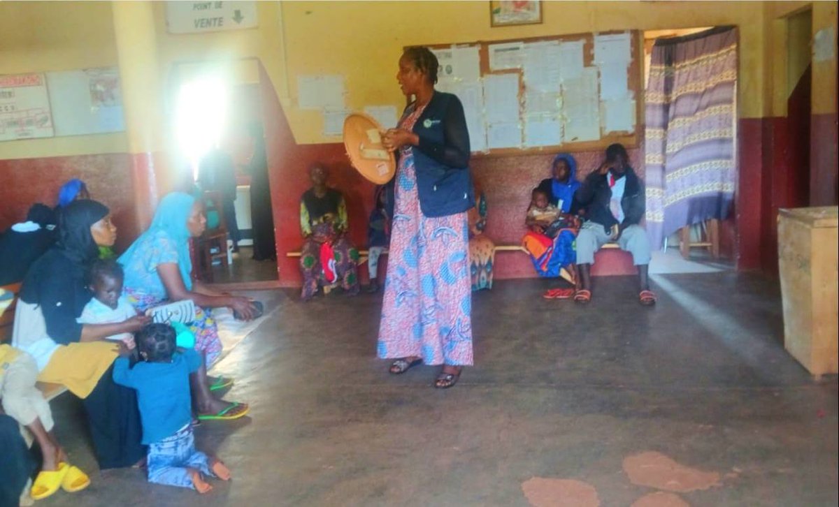 Sevguinee's tweet image. Sensibilisation au centre de santé urbain de Hérémakono (Mandiana) sur l’importance de la planification familiale du programme d’accompagnement des femmes enceintes du dispositif SOFIA, financé par @EF_LINITIATIVE