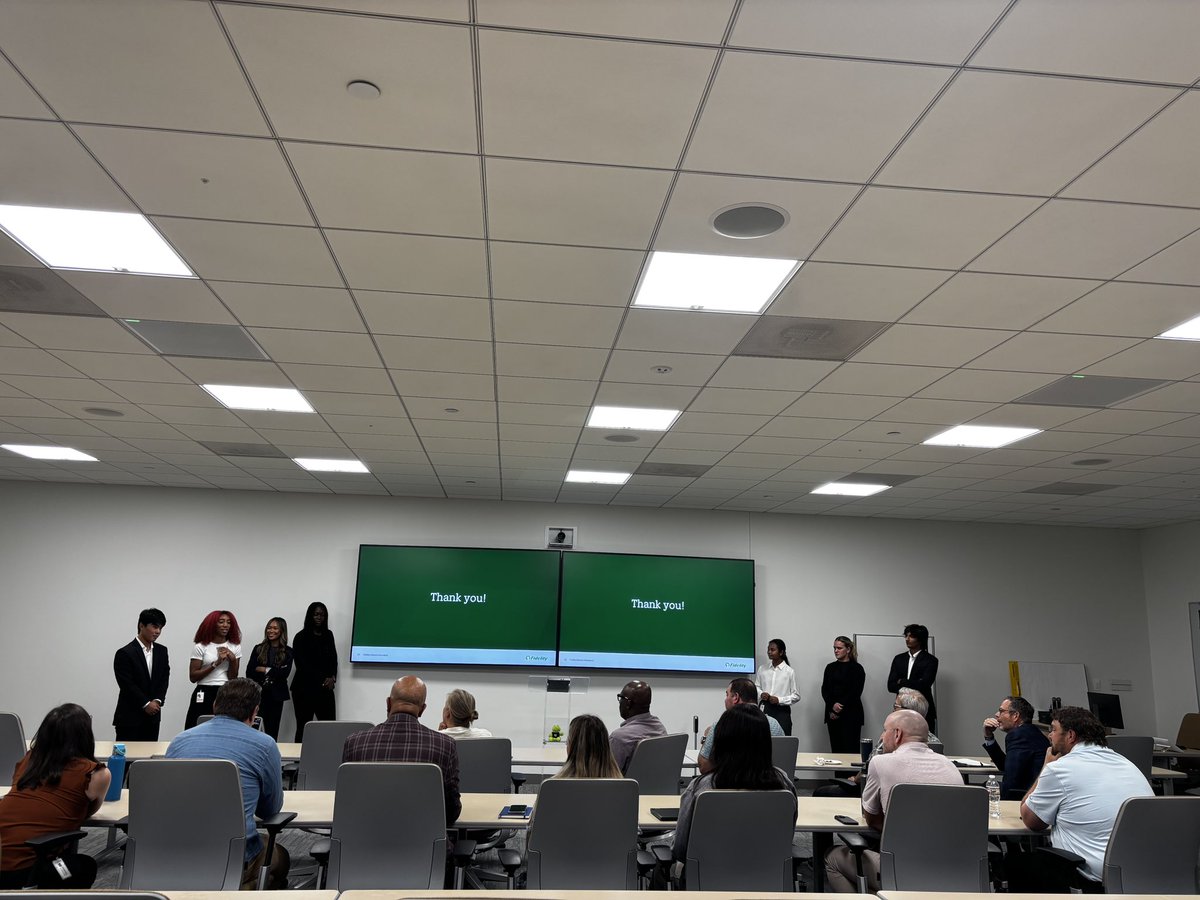 UTA_SA_Dev's tweet image. 👏 Shoutout to Mialy and former UTA athlete Madison for completing the first-ever @Fidelity student-athlete summer internship!
📢 Apps open Spring 2026 for the next round. We’ll share info when it drops!
💼 Great chance to intern with other student-athletes at a top company.