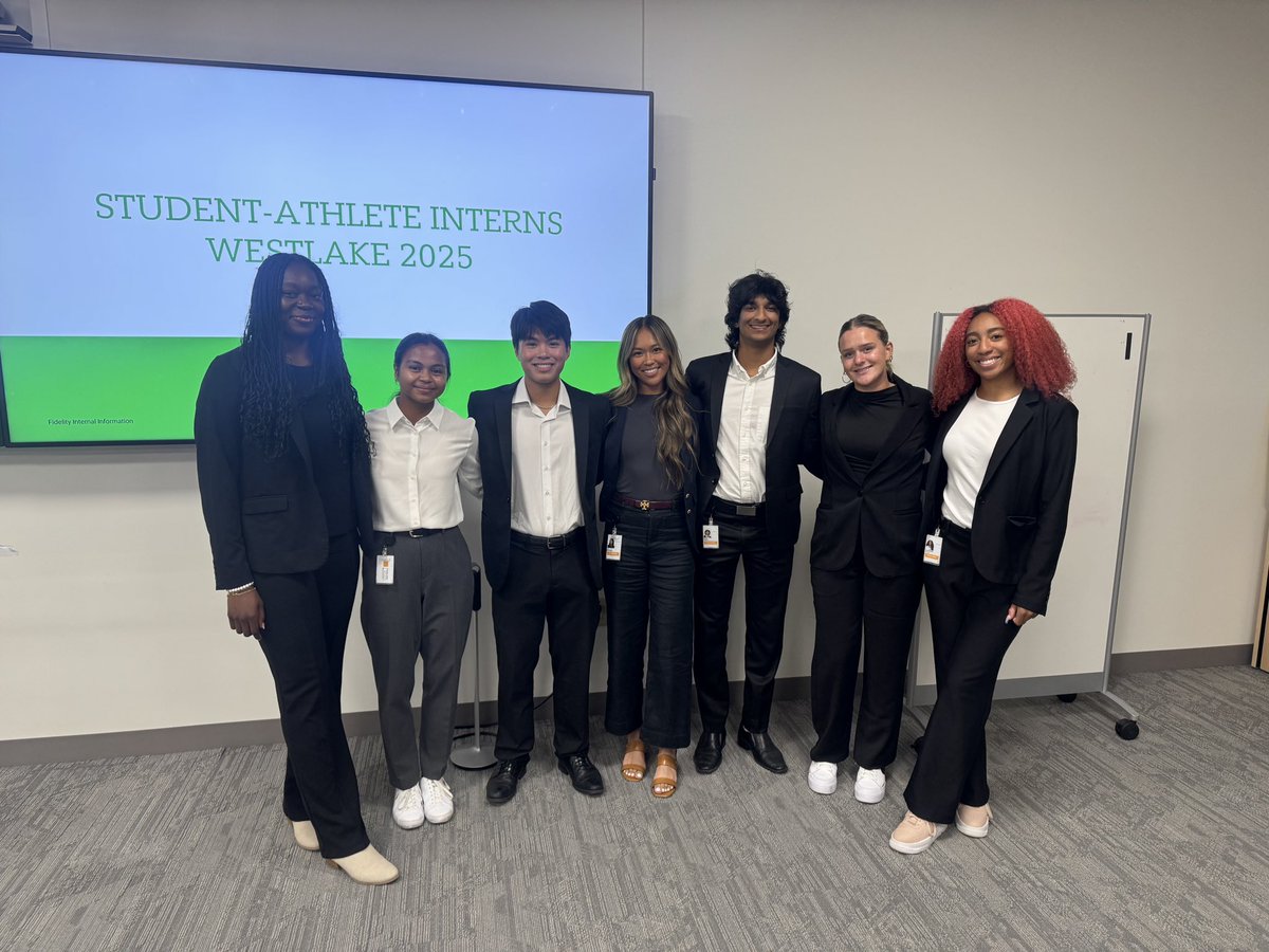 UTA_SA_Dev's tweet image. 👏 Shoutout to Mialy and former UTA athlete Madison for completing the first-ever @Fidelity student-athlete summer internship!
📢 Apps open Spring 2026 for the next round. We’ll share info when it drops!
💼 Great chance to intern with other student-athletes at a top company.