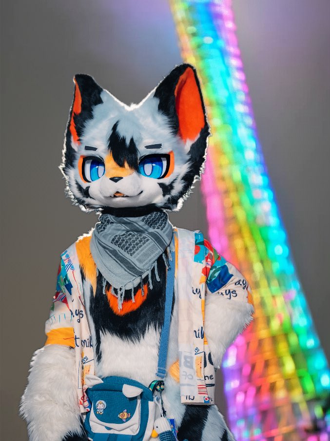 背景是刚刚实拍的，毛是刚p的，雨大到淋死我了❤️❤️❤️