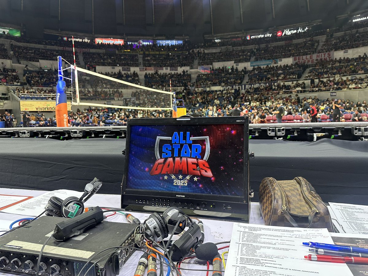 Anton Roxas tweet media