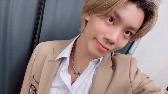 minnasang, rating seragam bru ak dong