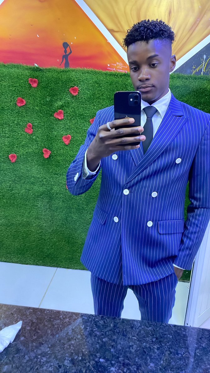 AloneWal's tweet image. Elegância! Reside na simplicidade de cada detalhe &amp;amp; claro, o clássico nunca  sai de moda!