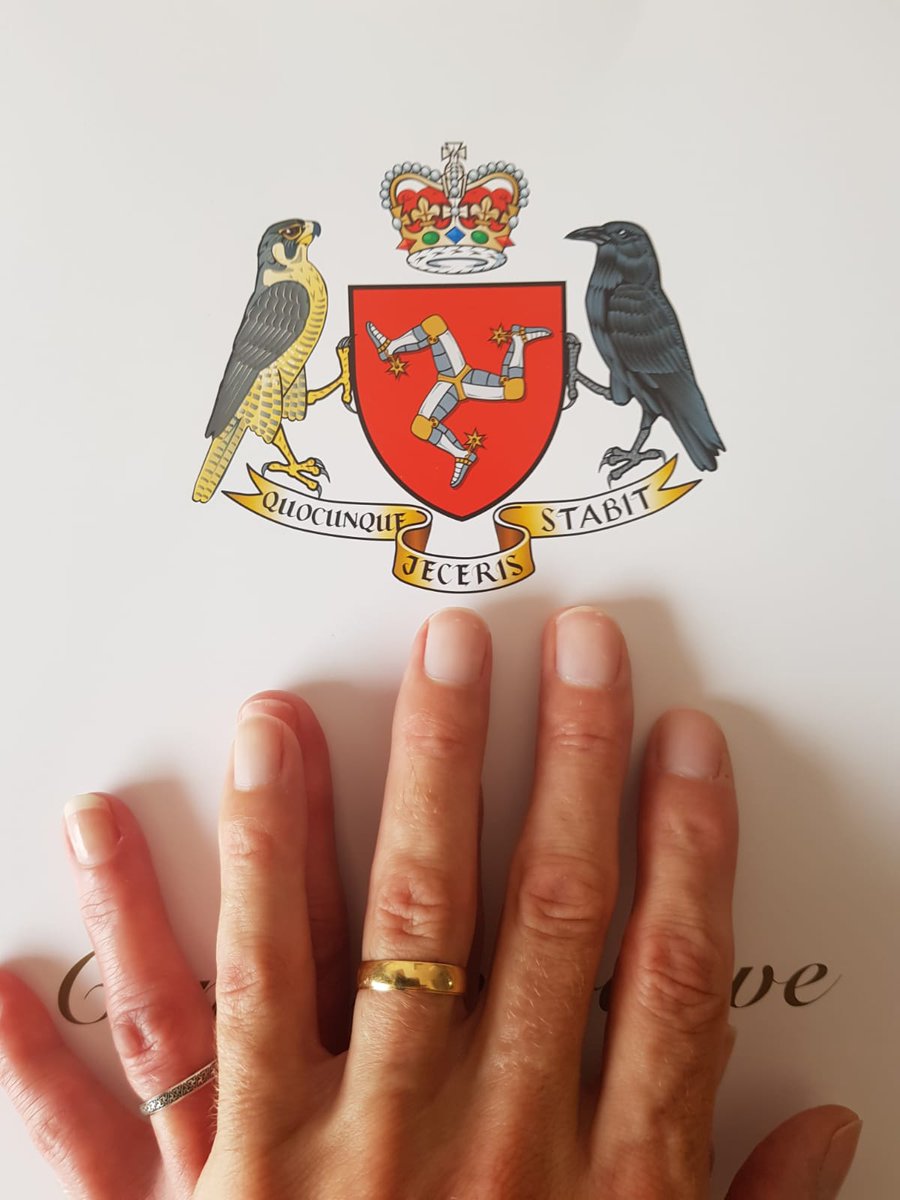 ZH956's tweet image. Exciting news! 
Beloved and I got married whilst on the IOM. 
Honoured that @racingpreach and Greg Lambert were our witnesses.
Afterwards had fish n chips @porterinchippy1 then sat in a barley field to watch @S100isleofman 
Our perfect day.