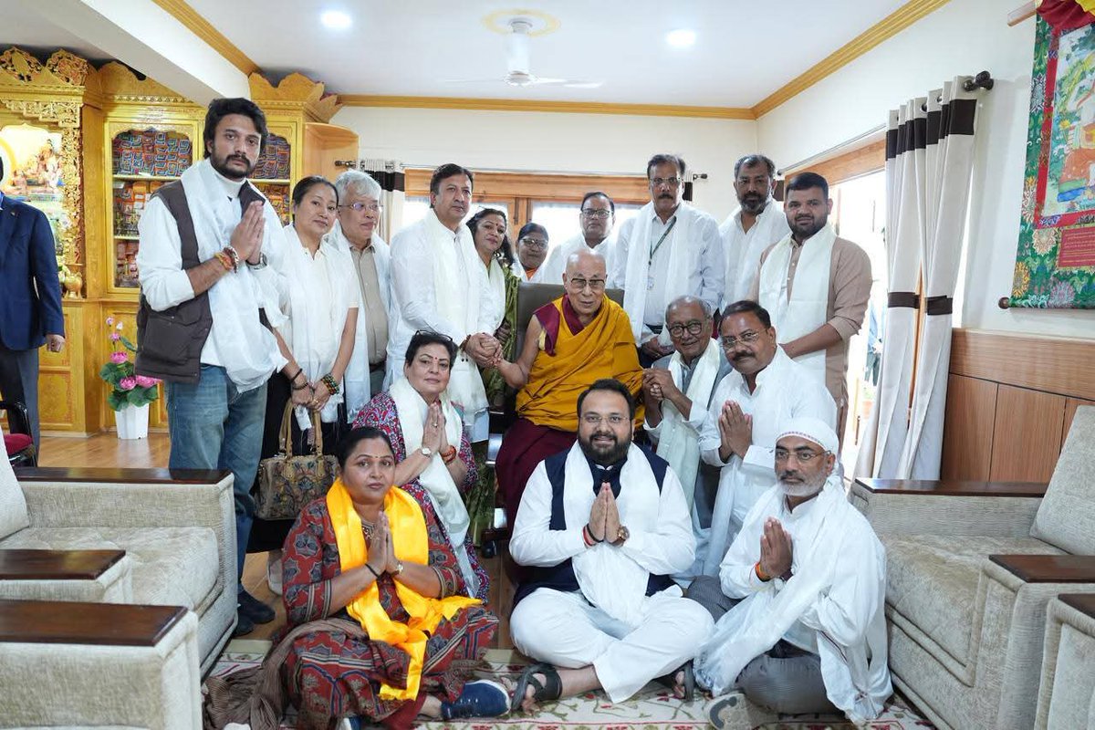 MP Akoijam Bimol Meets Dalai Lama During Parliamentary Visit to Leh

In a significant moment during a visit to Leh, Member of Parliament Akoijam Bimol had the rare honor of meeting His Holiness the Dalai Lama.