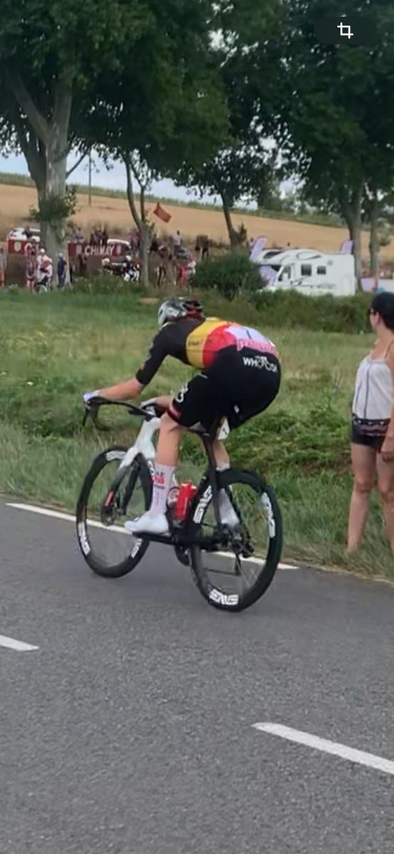 pascalhof's tweet image. Le futur vainqueur de l’étape Tim Wellens lors de son passage à Juzes Haute-Garonne) 

#tdf2025