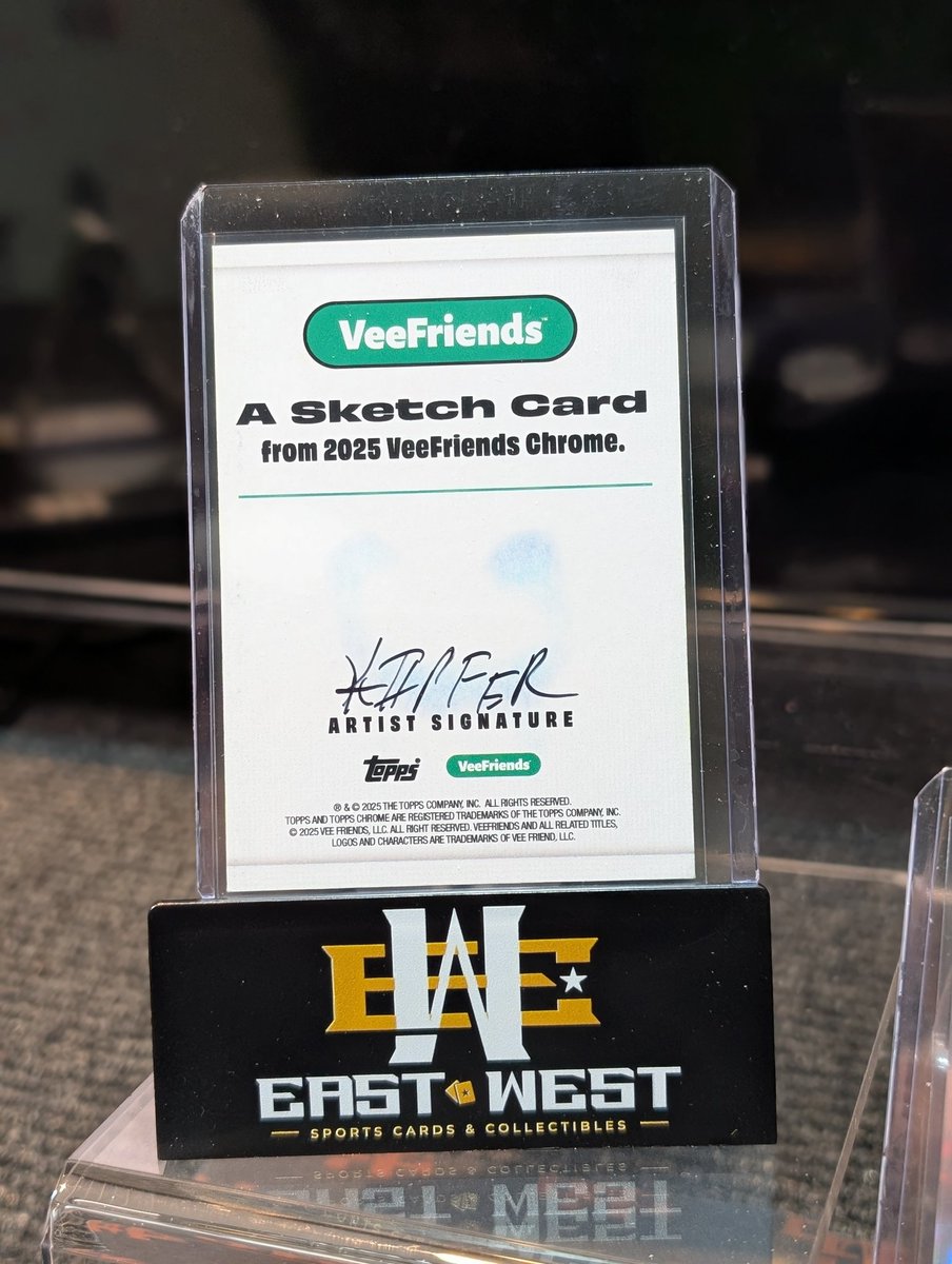Bonafide Cards (@bonafidecards) on Twitter photo THAT....IS....A....BEAUT! Such a cool #artistsketch card! <a href="/VeeFriendsCards/">VeeFriends Cards</a> <a href="/veefriends/">VeeFriends ๐NSCC Booth #551</a> #hobby #collector #topps #veefriends #breakswithbonafide #keepitbonafide #bonafidecards THAT....IS....A....BEAUT! Such a cool #artistsketch card! <a href="/VeeFriendsCards/">VeeFriends Cards</a> <a href="/veefriends/">VeeFriends ๐NSCC Booth #551</a> #hobby #collector #topps #veefriends #breakswithbonafide #keepitbonafide #bonafidecards