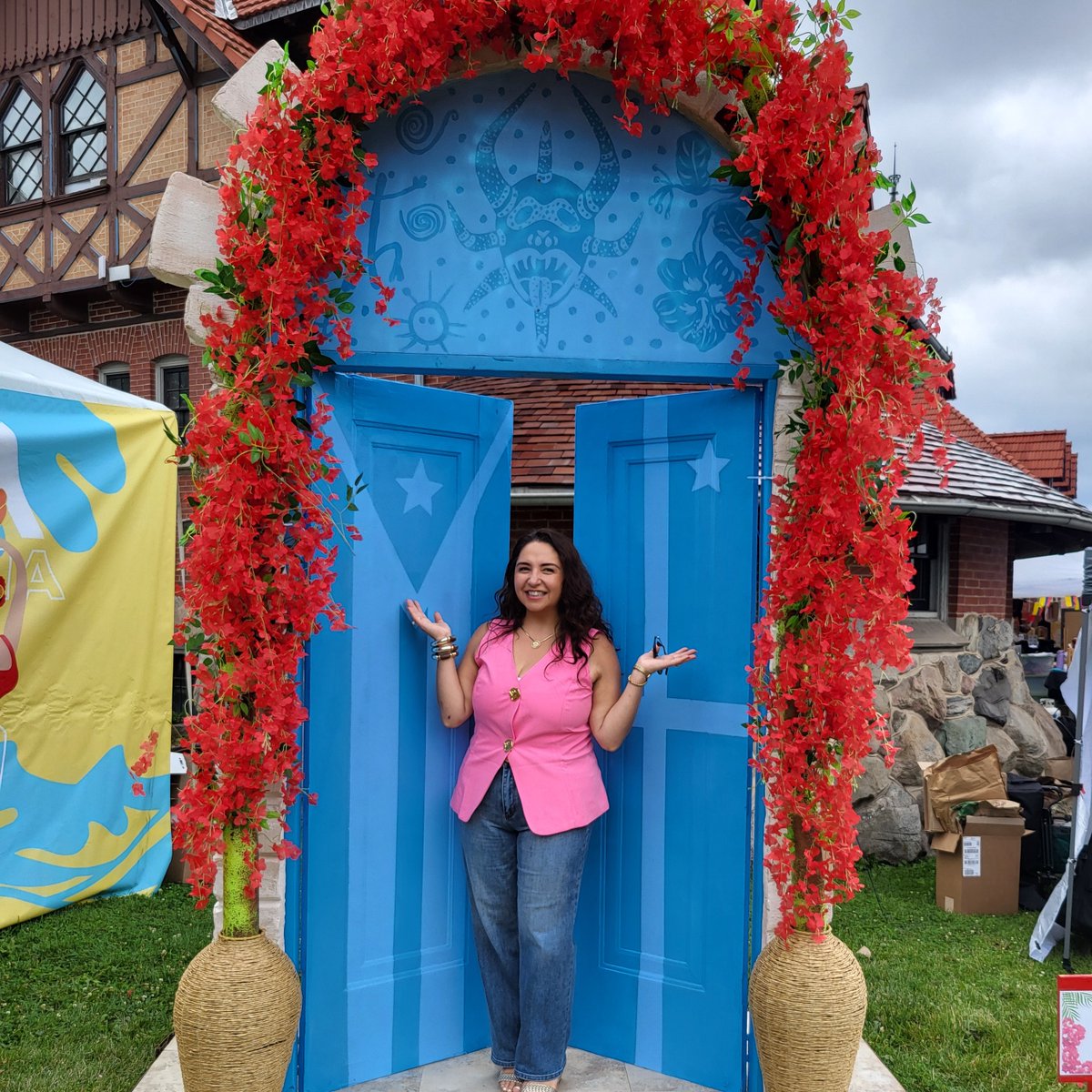 repdeliaramirez's tweet image. There's no place like home in #IL03! Proud to join the 25th Annual Barrio Arts Festival in Humboldt Park last weekend to celebrate community resilience, joy, culture, and pride.
No matter the threats, the diverse communities of #IL03 are here to stay!