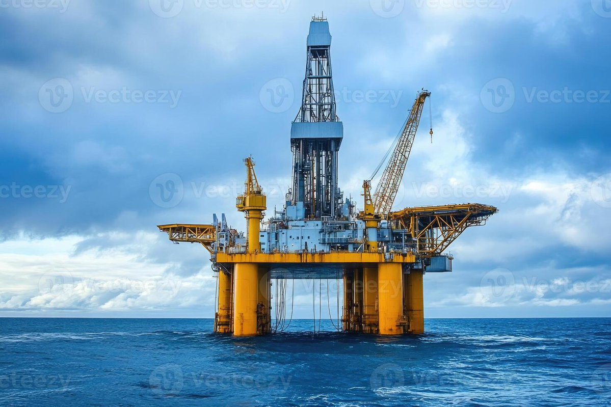 QuirkyForum's tweet image. SOME CRUDE OIL BASICS There are about 300 different types of crude oil. Sour and sweet crude refers to the amount of sulphur. Light and heavy crude refers to the amount of light distillates needed to make gasoline. The cost of extracting a barrel of crude varies widely. It…