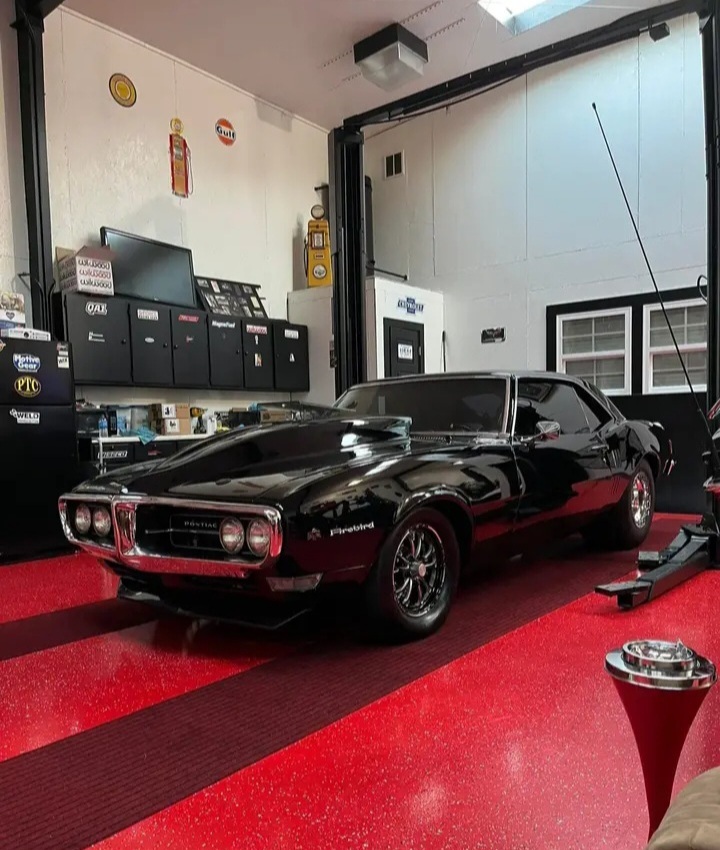 Darrin Johnson Sr.'s Stinger IV Nitrous Plate equipped 1968 Firebird is INSANE 🤯🐝

Order your Stinger IV plate TODAY at na2.hubs.ly/y0wjpG0 or call us at 254-848-4300 📲

#firebird #pontiacfirebird #racing #cars #speed #nitrous #nitrousoutlet