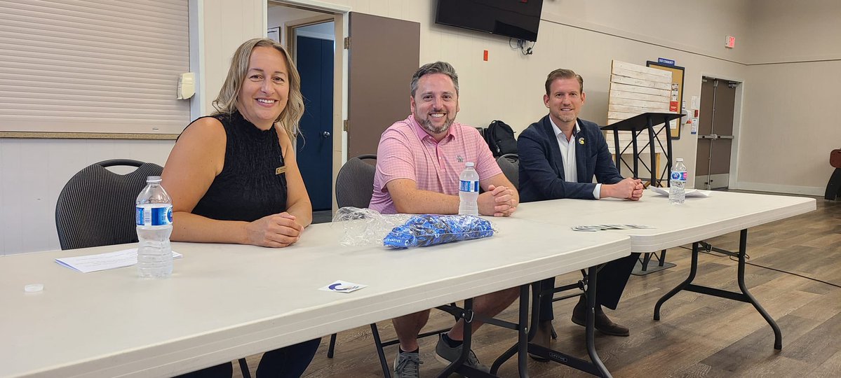 gavindew's tweet image. The kids are alright!
We had a great first event yesterday for young conservatives, with smart questions and thoughtful discussion from a group of young people who are passionate about a better future for their generation.
#bcpoli