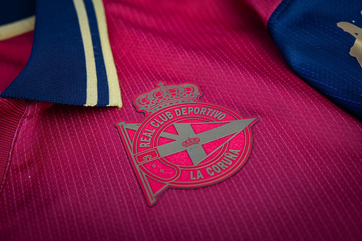 ShopCoraza's tweet photo. 🍇 Camiseta visitante del Deportivo de La Coruña 2025-26

Los de Riazor presentan la segunda equipación que vestirán la siguiente temporada https://t.co/nXfWfttw0m