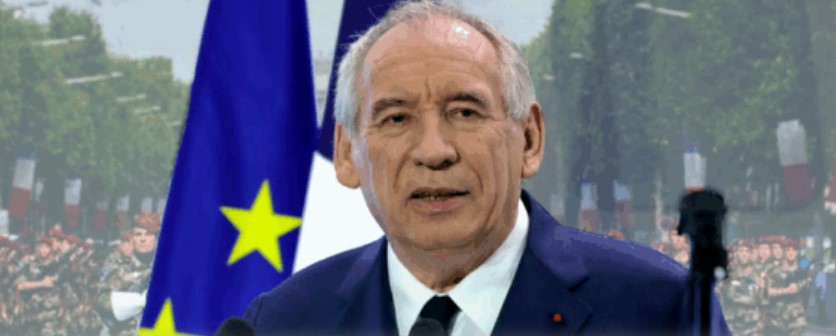 LeftHorizons's tweet image. Meanwhile, in France, too, the Prime Minister declares war on workers’ standards. Article from La Riposte on the coming ‘confidence’ crisis for the French government. On July 15, François Bayrou presented measures, each more reactionary than the last...
left-horizons.com/2025/07/20/fra…