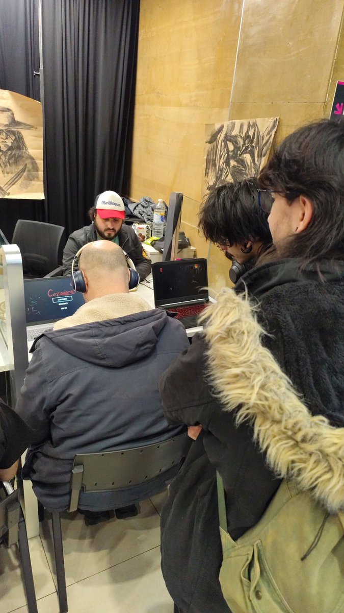CazadoraGame's tweet image. Arranca el día 2 de @IndieDevAr y acá se testea doblee