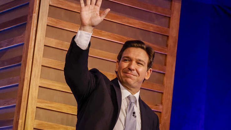 CryptidPolitics's tweet image. .@GovRonDeSantis is the early frontrunner for 2028.