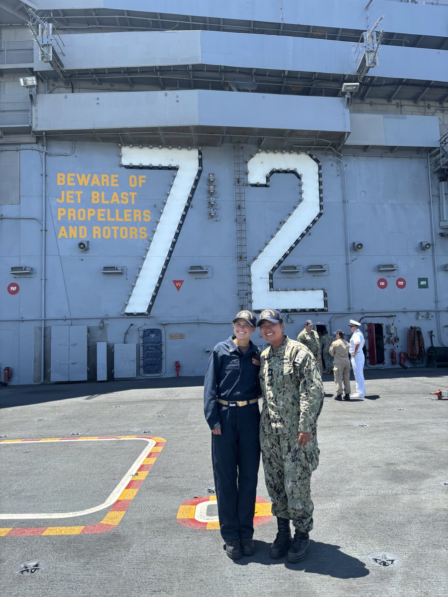 NavyWTennis's tweet image. Block 2 📸
From detailing USNA ‘29 to Weapons, advancing in classes, Cruise, taking leave to be with family and friends or going to Wimbledon we have you covered. Go Navy!