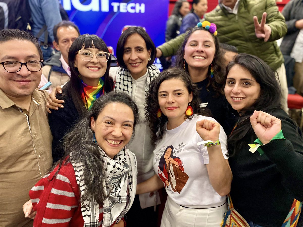 susanamuhamad's tweet image. Hoy #20DeJulio celebro la diversidad cultural y ambiental de Colombia, la fuerza popular y la unidad del progresismo que nos guía hacia una nación digna y justa❤️ ¡Somos la fuerza política más grande del país y vamos por el segundo gobierno del cambio!🇨🇴 #LaUnidadEsLaVictoria