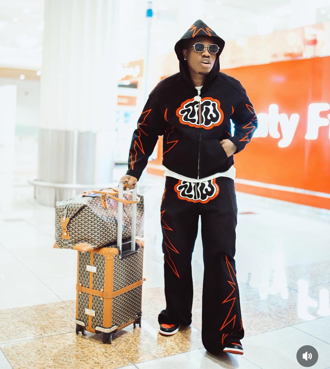 That ugly Lapo boy fit become Napo boy tomorrow. Don’t give up ❤️