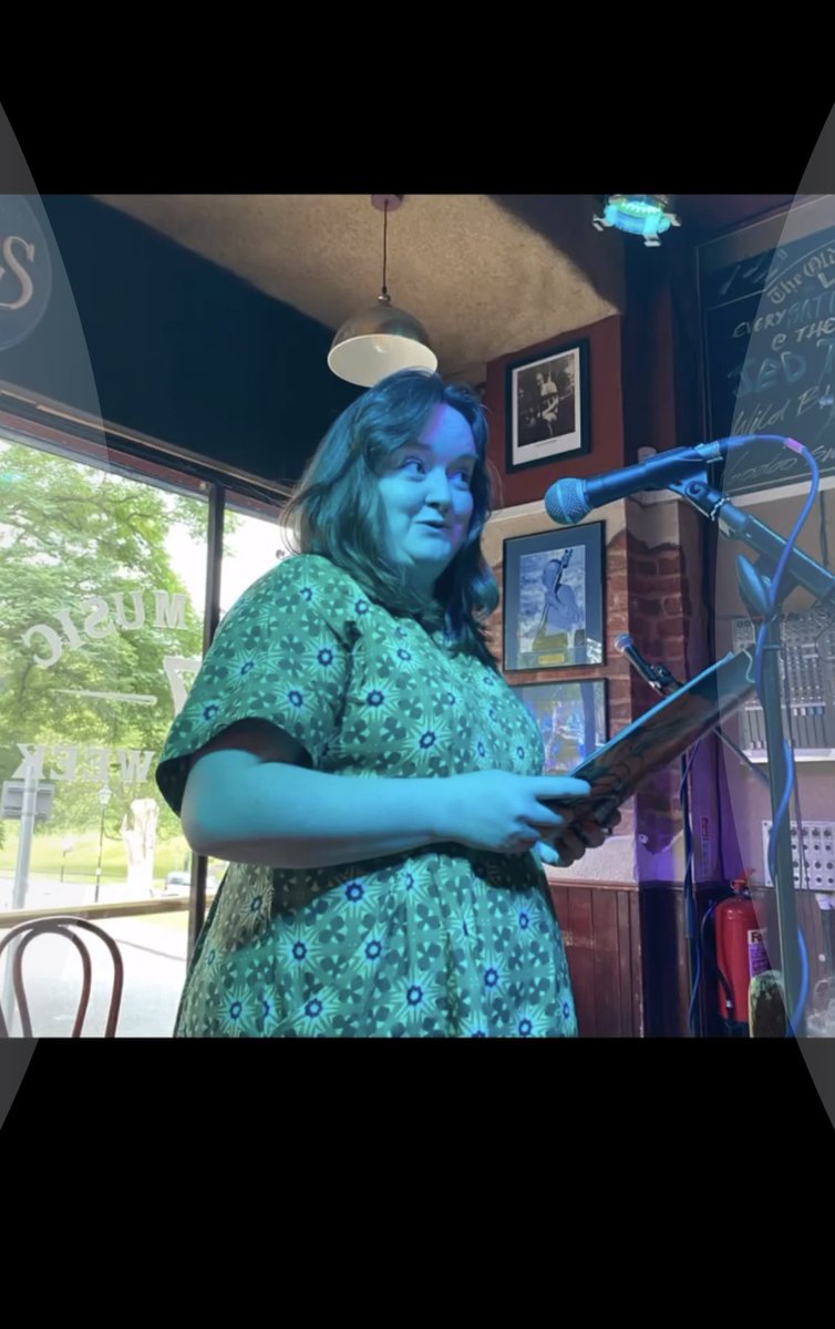 AlysEliza's tweet image. Harrogate 2025 began with reading from my novel in public for the first time (terrifying and brilliant) ended with the most fantastic panel on puzzles and crime, and was a lot of fun in between. Here are just a few photos…none of which I took 😬
#harrogate #TheakstonCrime