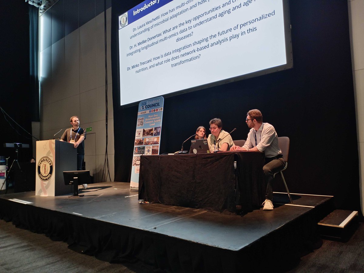 iscb_scs's tweet image. An incredible panel discussion just wrapped up on “A New Bioinformatics Era: The State of Multi-Omics Data Integration”🙌🏻🎊
Huge thanks to our brilliant panelists👏🏻 Dr. Laura Veschetti, Dr. H. Meike Dönertas & Dr. Mirko Treccani for their insights, energy & vision. #SC2025