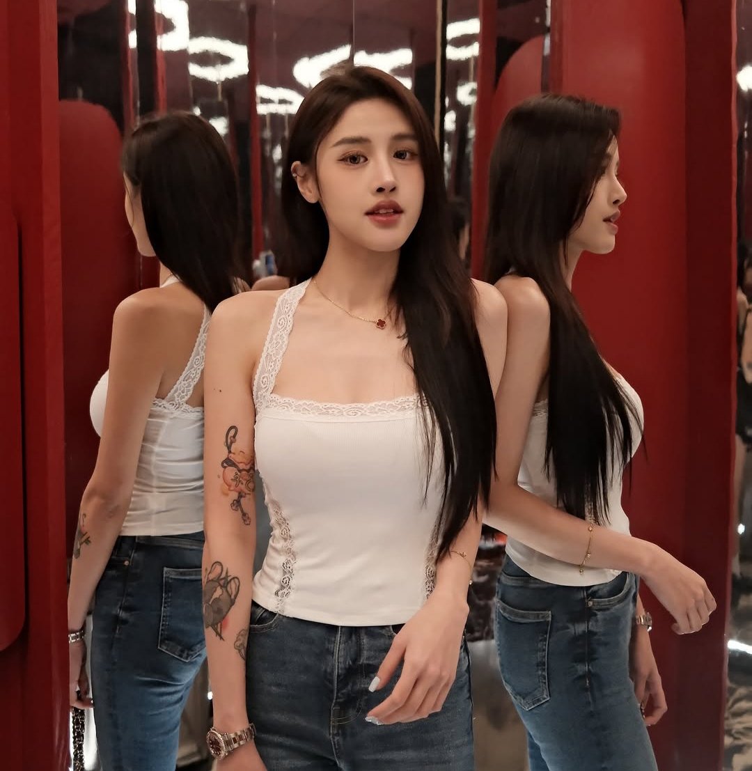 lee_sharing's tweet photo. 👙小姐姐🤩

今天你想我了吗？💕

IG: ahxinnn

#比基尼 #泳装 #性感 #分享 #投稿 #交友 #小姐姐 #正妹 #美女 #辣妹 #流鼻血  #火辣 #交流 https://t.co/K9WJUUaXI2