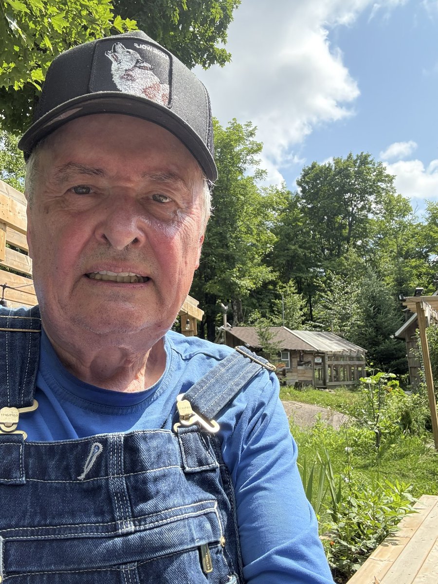 Mikesjournal's tweet image. Taking a break from working in the garden. Farmer Mike at River Camp