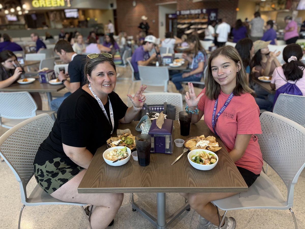 TSUConnectionVP's tweet image. That’s a wrap on orientation! 💜 It was an honor to welcome our newest Texans and their families to campus. We can’t wait to see all the incredible things y’all will do this fall!
#TarletonStateUniversity #TexanPride #WelcomeHome
