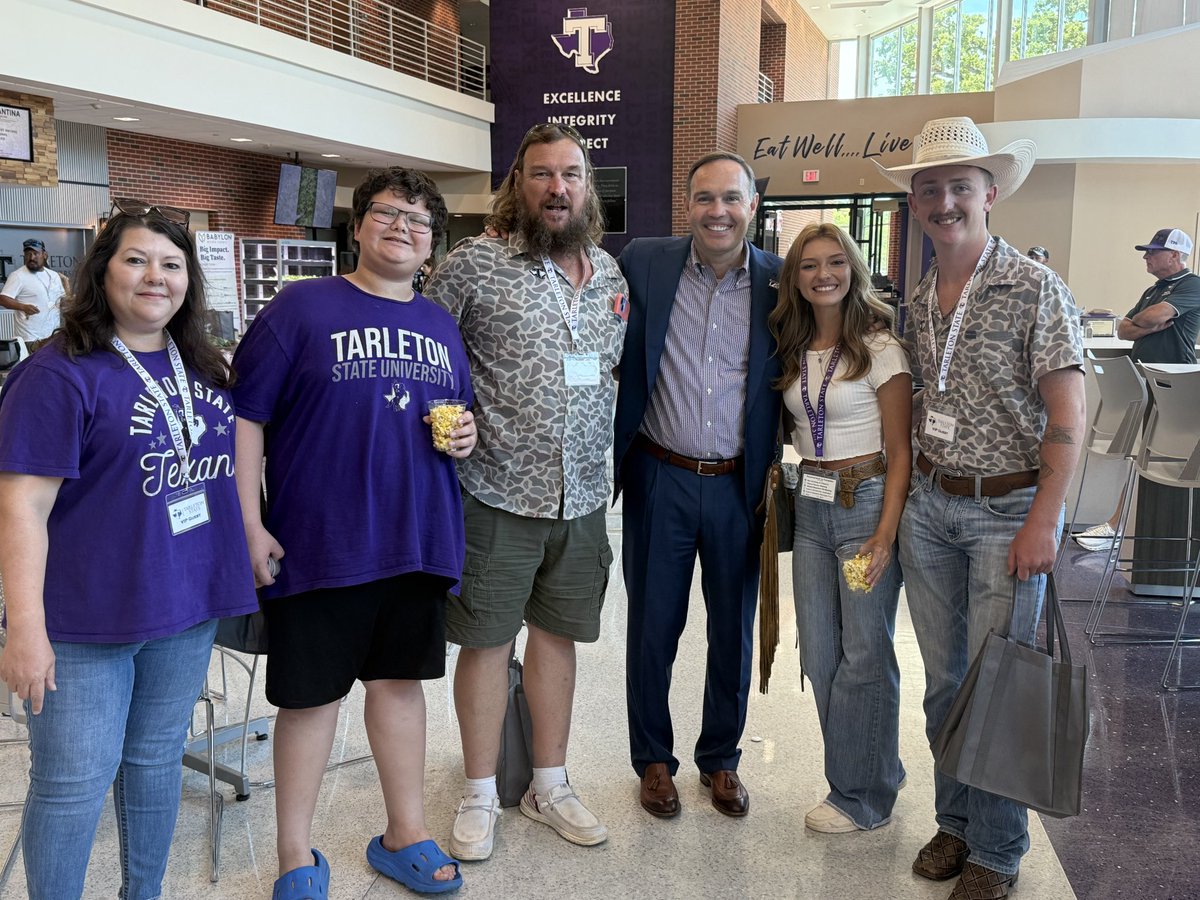 TSUConnectionVP's tweet image. That’s a wrap on orientation! 💜 It was an honor to welcome our newest Texans and their families to campus. We can’t wait to see all the incredible things y’all will do this fall!
#TarletonStateUniversity #TexanPride #WelcomeHome