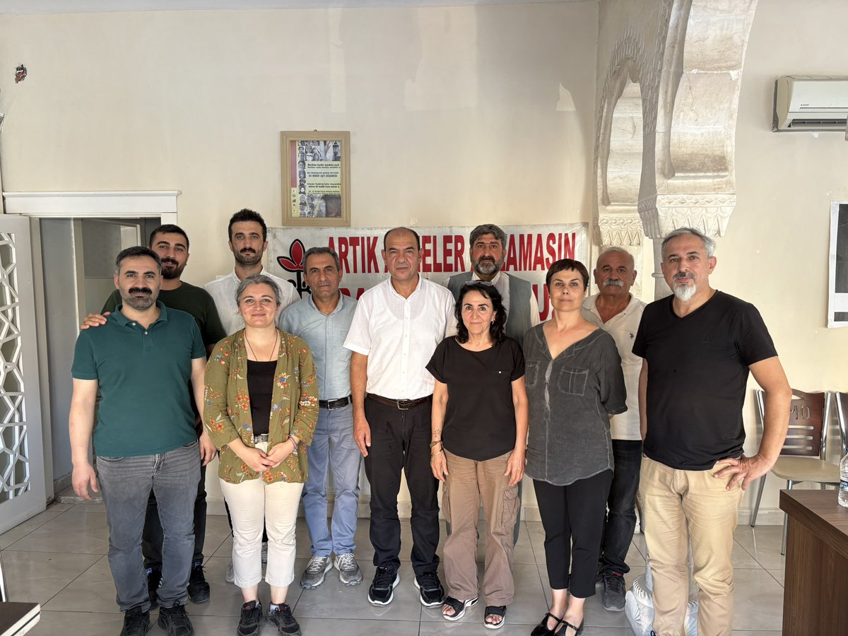 Eş Genel Başkanımız Hüseyin Küçükbalaban ile 18. Olağan Genel Kurulu’nun ardından oluşan yönetim kurulumuzla bir araya geldi.