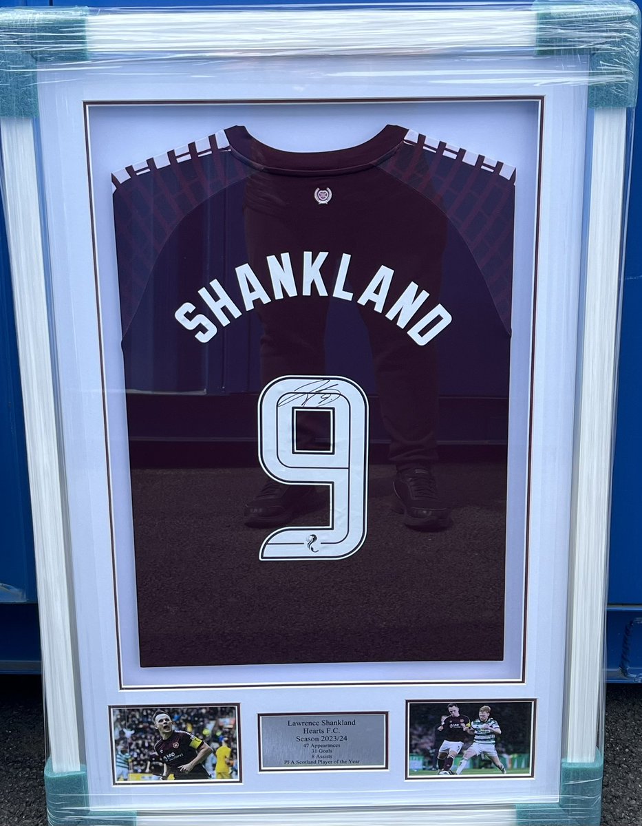 Forever15AMF's tweet image. 20 numbers left in our bonus ball for a signed/framed Lawrence Shankland shirt.

1, 17, 18, 20, 24, 27, 28, 30, 32, 35, 37, 41, 43, 44, 45, 48, 50, 54, 56, 58

Hopefully get these sold in time for the lottery draw on Wednesday night.