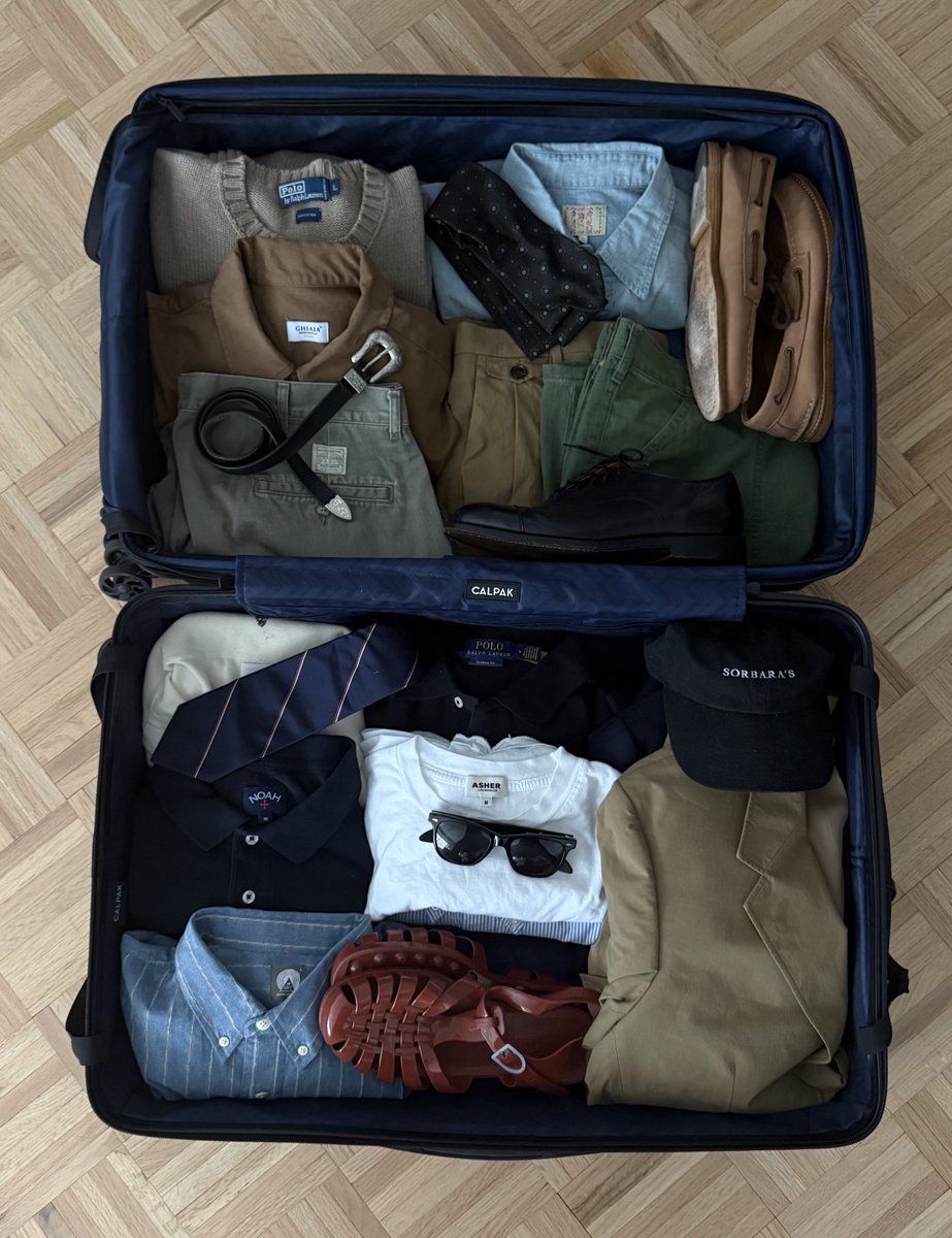 jakewoolf's tweet image. Tomorrow, I’m heading to Italy for the second time this summer. 

This time is for vacation though, so my packing list is vastly different than it was just a month ago. 

Here’s all 36 items that made it into my suitcase 

Link in bio