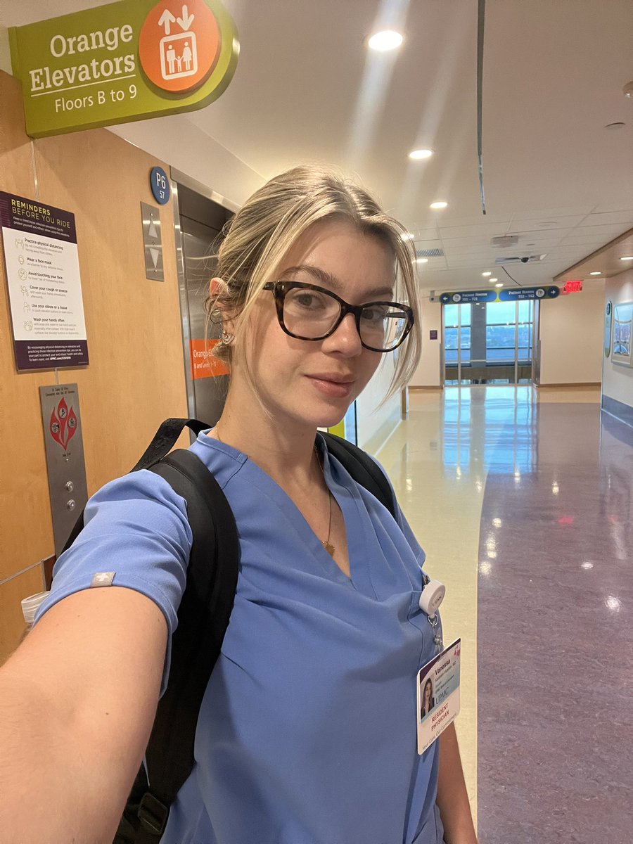 VizentinVanessa's tweet image. I completed my first week of inpatient rotation!!! OMG, the deep curve of learning is INSANE 🫨 🔥
It was as challenging as I was expecting or even more, but something I was fortunately very surprised was about the support, guidance and encouragement of the people around me 🩷🥲