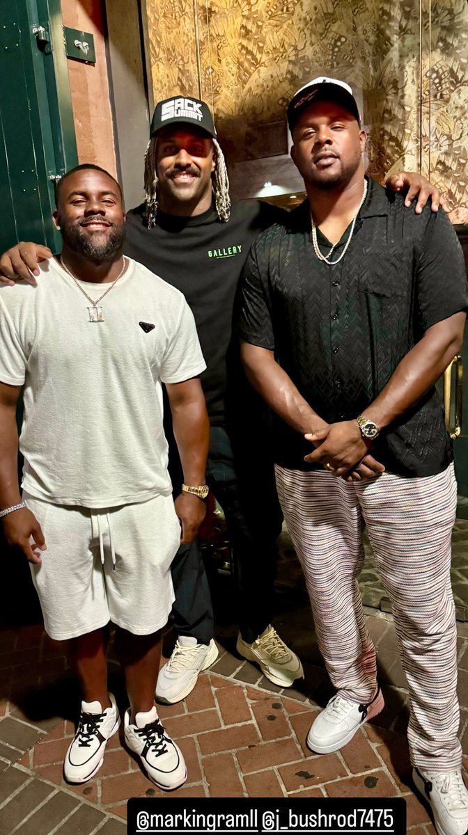 Saints's tweet image. Some legendary Saints at #UFC318 last night in New Orleans ⚜️
📸: @camjordan94