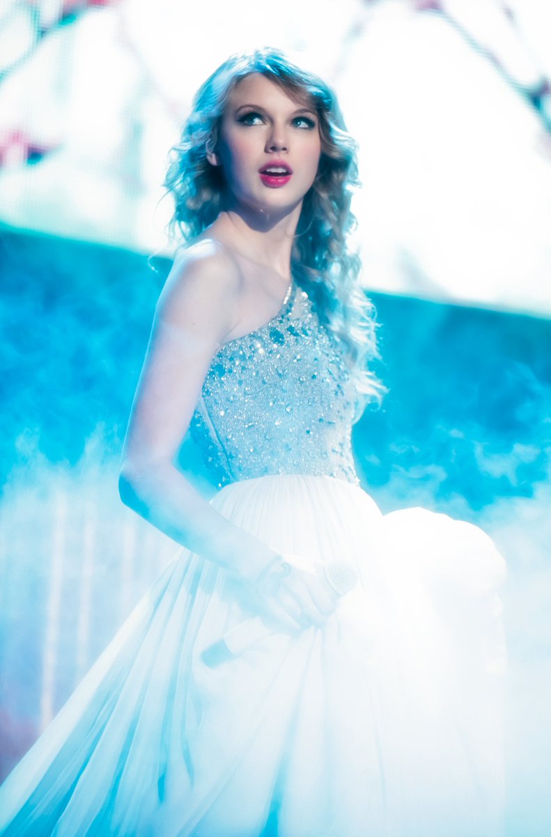 Welcome home, Speak Now. 💜 Our place is a spot (streaming) next to you at 3pm EDT! #SpeakNowEraTSTheErasTour stationhead.com/taylornation

PC: Christie Goodwin