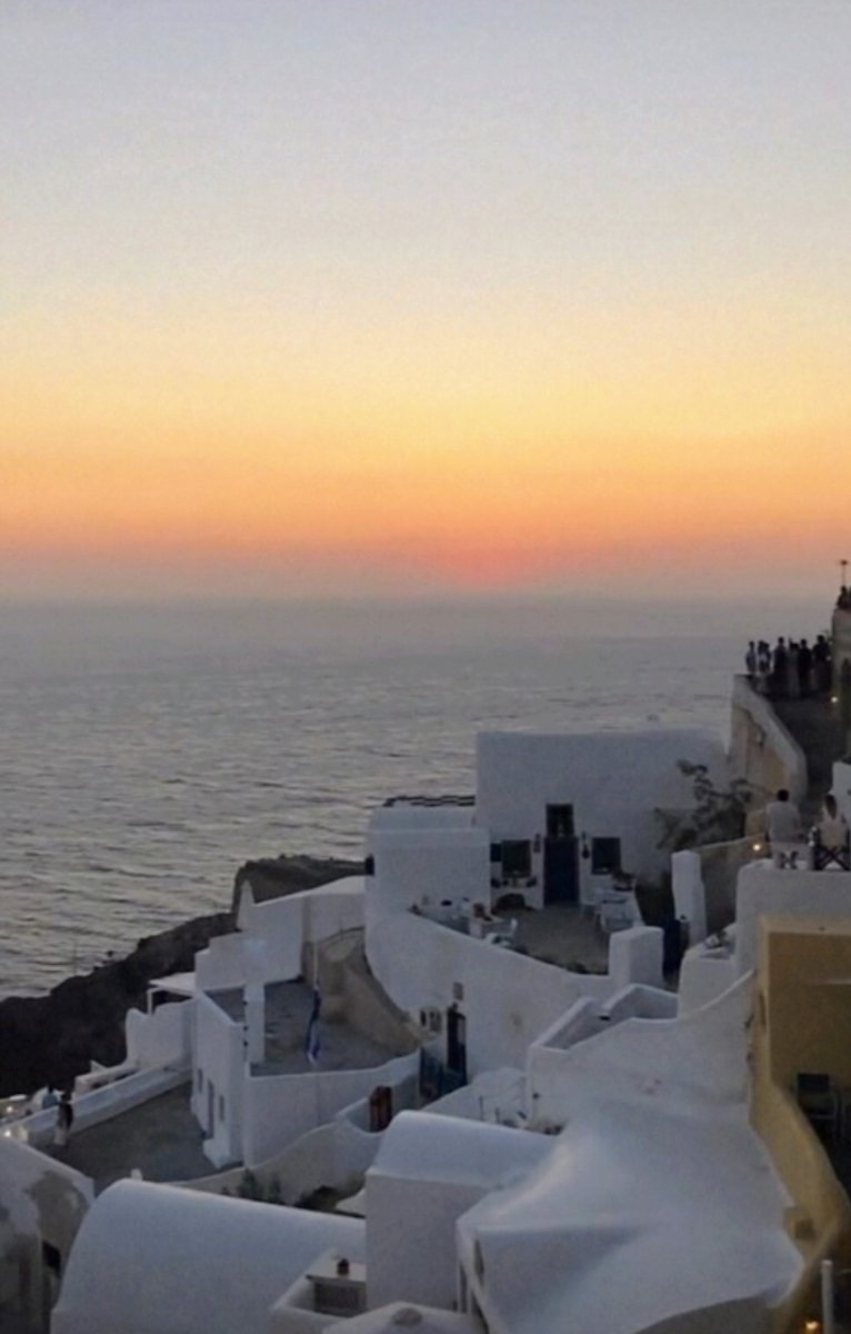 ninaleo20228553's tweet image. #santorinichallenge