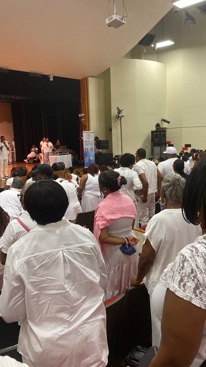 Happy Sunday 😇 #AGTG