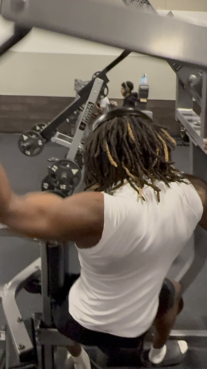 Donovan Lanier (@lanierdonovan) on Twitter photo Getting a workout in with family.
<a href="/BallStateFB/">Ball State Football</a> <a href="/SSN_BallState/">Sidelines - Ball State🐦</a> <a href="/BallStateSports/">Ball State Sports</a> Getting a workout in with family.
<a href="/BallStateFB/">Ball State Football</a> <a href="/SSN_BallState/">Sidelines - Ball State🐦</a> <a href="/BallStateSports/">Ball State Sports</a>