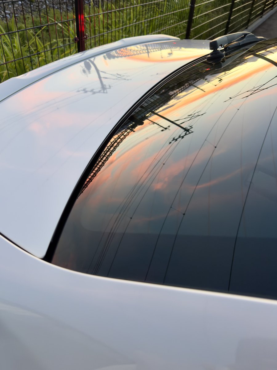indomitable_val's tweet image. 久しぶりにつぶやいたらやっぱり洗車したくなったので洗車機に突入してきた!
うん、取り敢えず綺麗👍
気分良いうちにご飯の準備・・・1人暮らし用のこれもアイリスオーヤマの炊飯器で4千円ちょっとだけど炊き立ては意外に美味しい😋今日は焼肉丼だな!