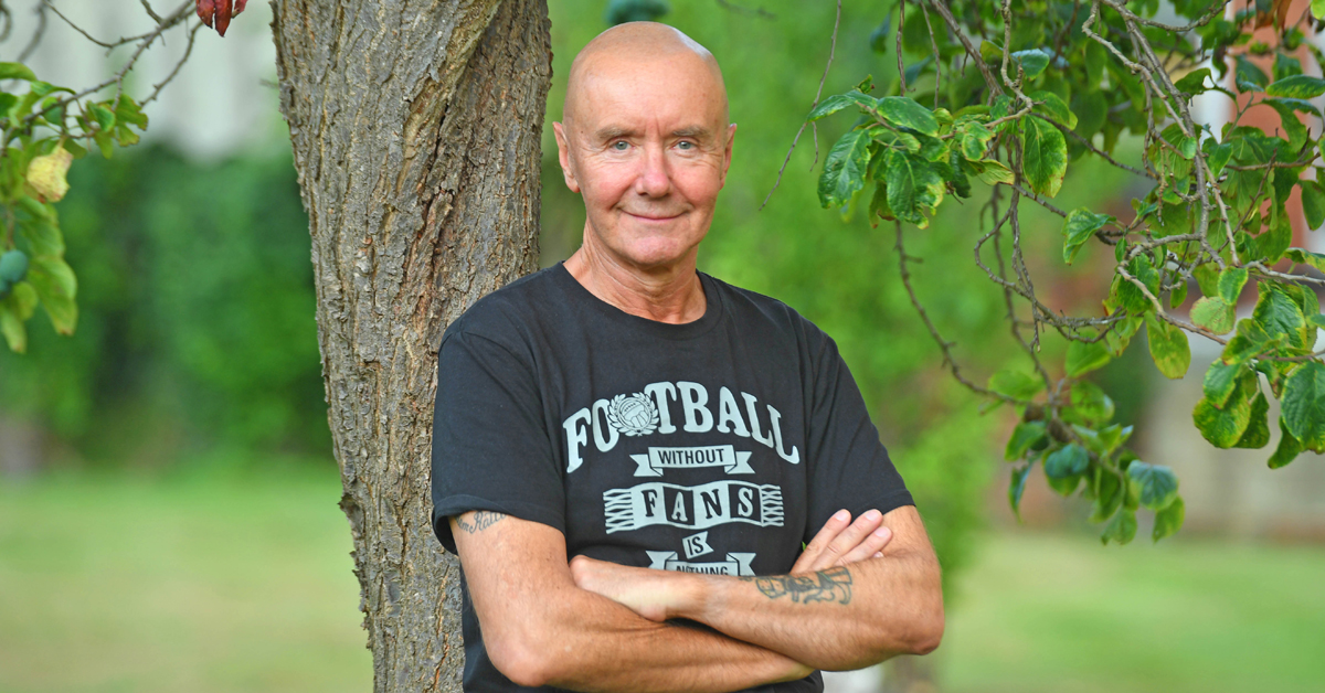 On: Yorkshire, What's On, Theatre Guide, Gig Guide (@on_magazine) on Twitter photo From Trainspotting to techno – Irvine Welsh talks books, beats and positivity <a href="/HarrogateFest/">Harrogate Festivals</a> #TheakstonsCrime on-magazine.co.uk/arts/arts-inte… <a href="/sarahbabsmorgan/">Sarah Morgan</a> <a href="/IrvineWelsh/">Irvine Welsh</a> From Trainspotting to techno – Irvine Welsh talks books, beats and positivity <a href="/HarrogateFest/">Harrogate Festivals</a> #TheakstonsCrime on-magazine.co.uk/arts/arts-inte… <a href="/sarahbabsmorgan/">Sarah Morgan</a> <a href="/IrvineWelsh/">Irvine Welsh</a>