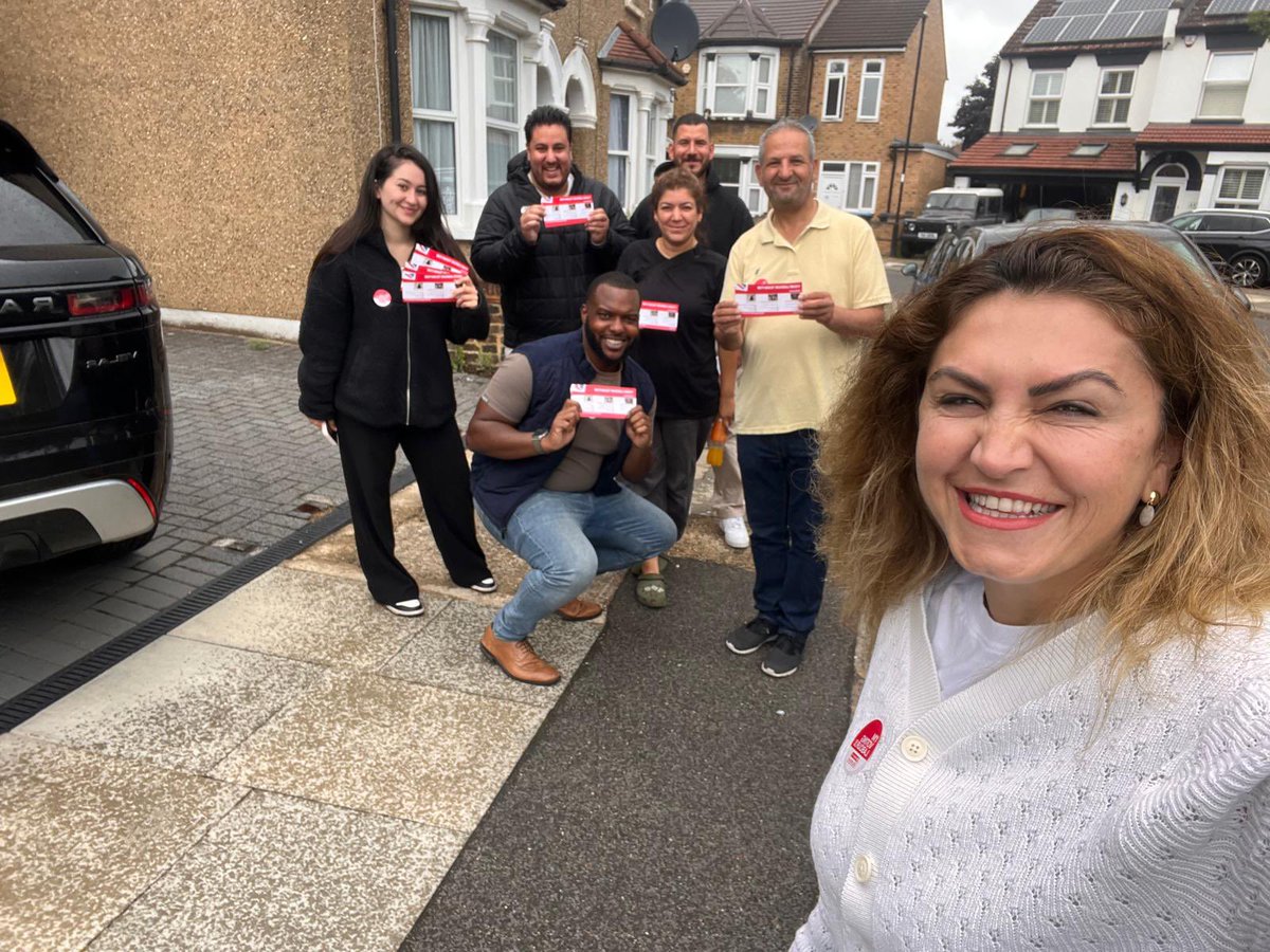 enfield_labour's tweet image. Come rain or shine your Enfield Labour team are out and about on the #LabourDoorstep for our National Campaign Weekend. Thanks to everyone who spoke to us about our work for a cleaner, safer and fairer Enfield