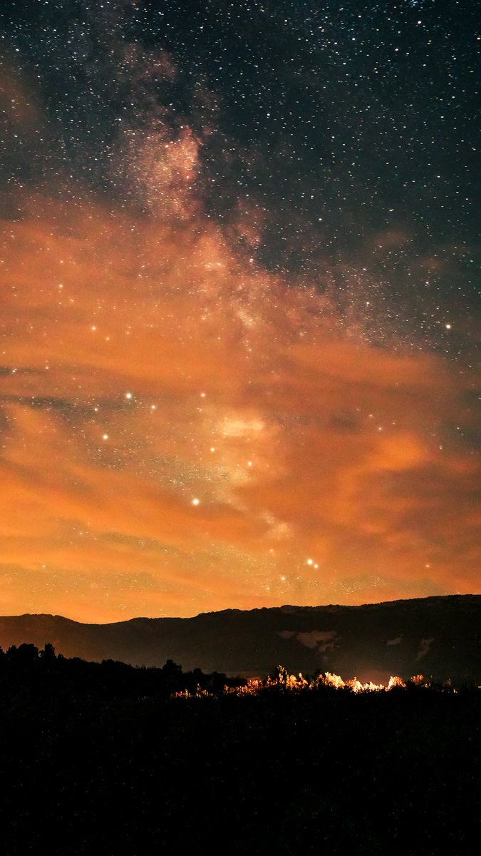 davidcerezodiaz's tweet photo. Tan solo hay que mirar al cielo ✨✨ https://t.co/ZLv8EP9CIx